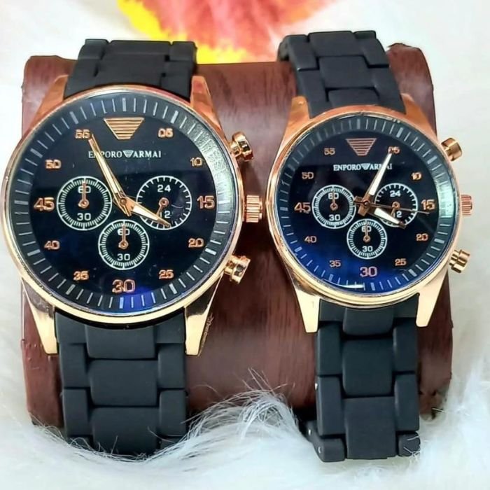 couple watches