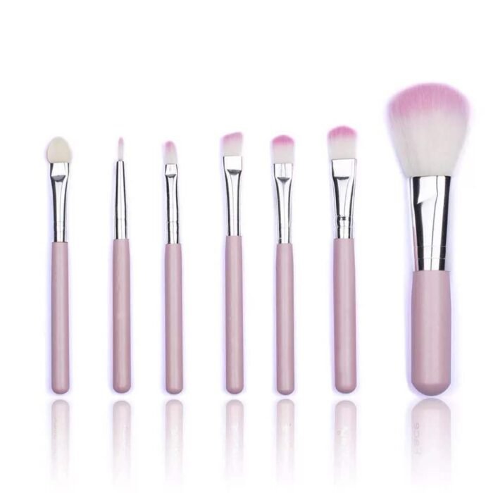 Makeup Foundation Brush – 7-Piece Set with Wooden Handle - Image 8