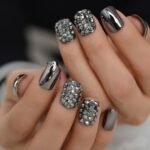 Metal False Nails for Women- Stylish Square Design - Image 2