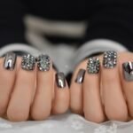 Metal False Nails for Women- Stylish Square Design - Image 6