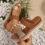 Stylish Plus Size Wedge Sandals for Women - Image 6